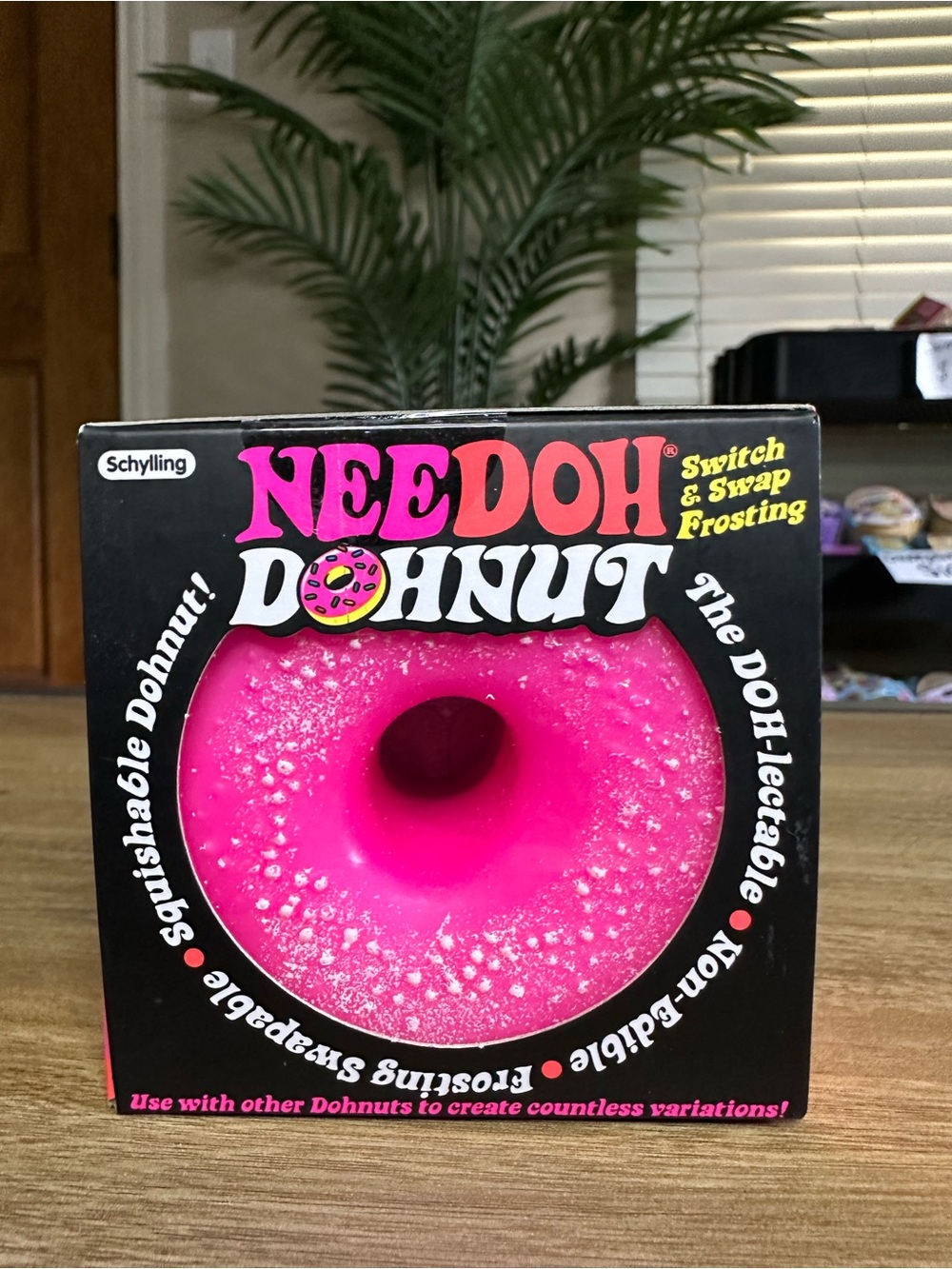 Needoh DohNut Switch & Swap Frosting - Bright Pink